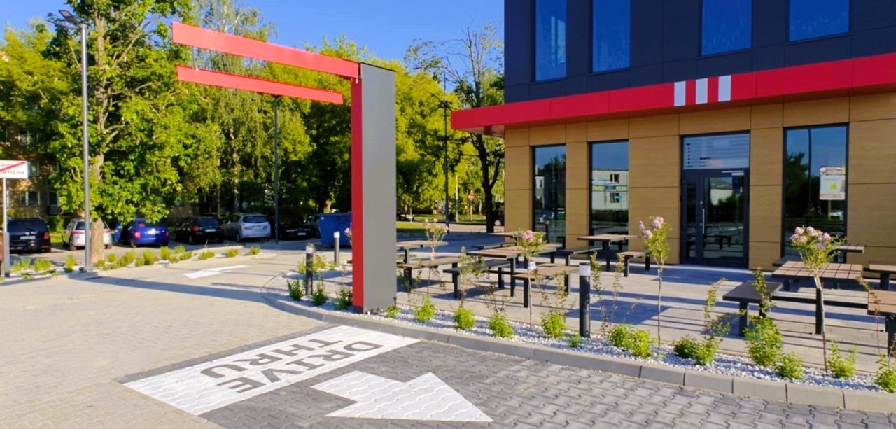 Otwarcie KFC w Tarnobrzegu już 29 maja. Na pierwszych klientów czekają niespodzianki