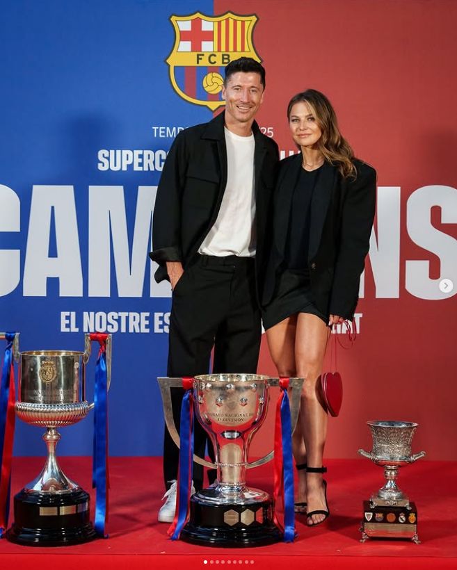 Anna i Robert Lewandowscy z Mariną i Wojciechem Szczęsnymi