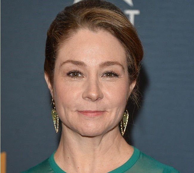 To ona 38 lat temu grała Anię z Zielonego Wzgórza. Miała wtedy 17 lat. Dziś Megan Follows, czyli Ania Shirley z filmów o Ani z Zielonego Wzgórza ma 55 lat.Zobacz w naszej galerii, jak teraz wygląda Megan Follows, czyli Ania z Zielonego Wzgórza &gt;&gt;&gt;&gt;&gt;