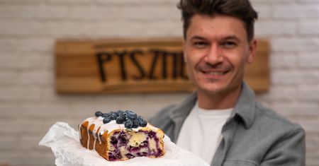 Od kiedy spróbowałam tego słodkiego chlebka, piekę go na okrągło. Jeszcze lepszy niż bananowy