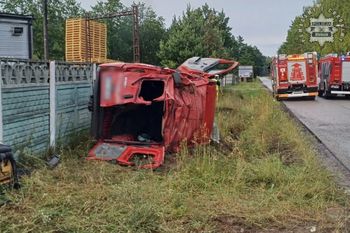 Wypadek busa w Krzepicach. Sześciu poszkodowanych w szpitalu