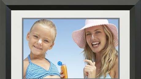 To ramka na zdjęcia, czy monitor? Nowe PhotoVu PV2265w z ekranem 22 cale 1