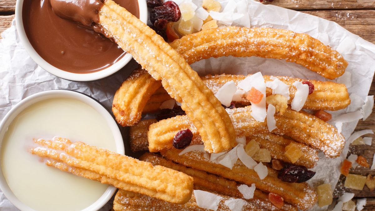 Przepis na hiszpańskie churrosy. Idealne na tłusty czartek