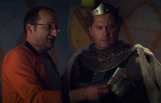 Robert Górski w bitwie pod Grunwaldem reklamuje 1410 GB w Orange Free na Kartę (wideo)