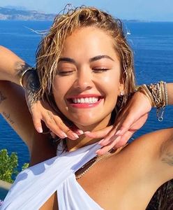 Grecja pełna gwiazd. Rita Ora niczego się tam nie wstydzi