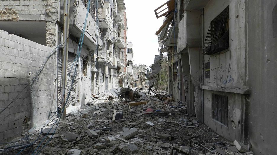 Ulica w syryjskim Aleppo. Tak samo teraz wygląda wiele ukraińskich miast (Wikimedia Commons) 