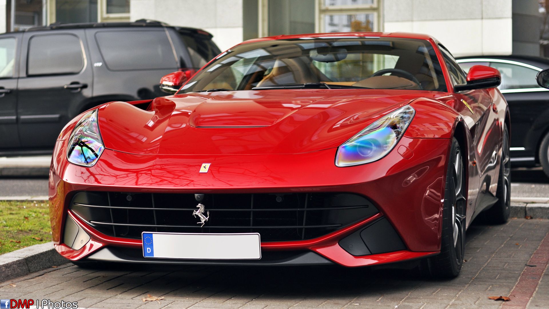 Ferrari F12berlinetta ulicznie 6