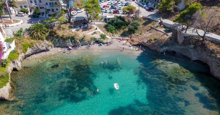 Kefalonia. Czym zachwyca grecka wyspa?