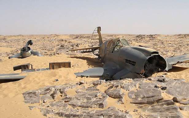 Odkryto kapsułę czasu. Kompletny P-40 Kittyhawk z 1942 roku znaleziony na Saharze