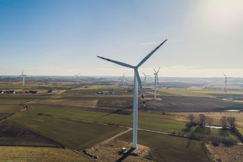 Polacy kupili technologię od Niemców. Będą produkować turbiny wiatrowe