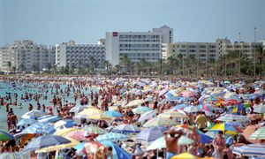 Mieszkańcy wyspy w Europie mają dość. "Turystyczne tsunami nas niszczy"