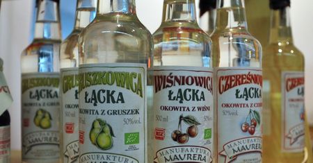 Okowita z ziemniaków polską specjalnością w UE? Ministerstwo wyjaśnia