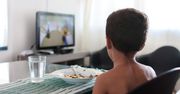 Czas spędzony przed telewizorem spowalnia rozwój dziecka. Nowe badania
