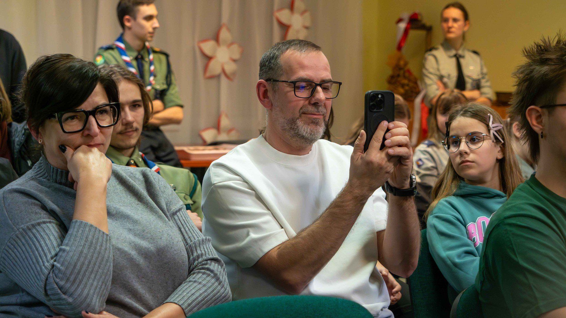 Wernisaż &#34;Zostawiam ślad, bo jestem sobą&#34; w Miejskiej Bibliotece Publicznej