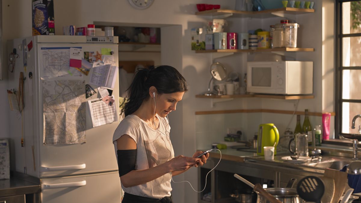 Czy wstawanie o 5.00 rano, by ćwiczyć, czytać lub przygotować się do dnia, rzeczywiście zwiększa produktywność?