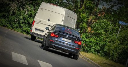 Jak rozpoznać nieoznakowany radiowóz?