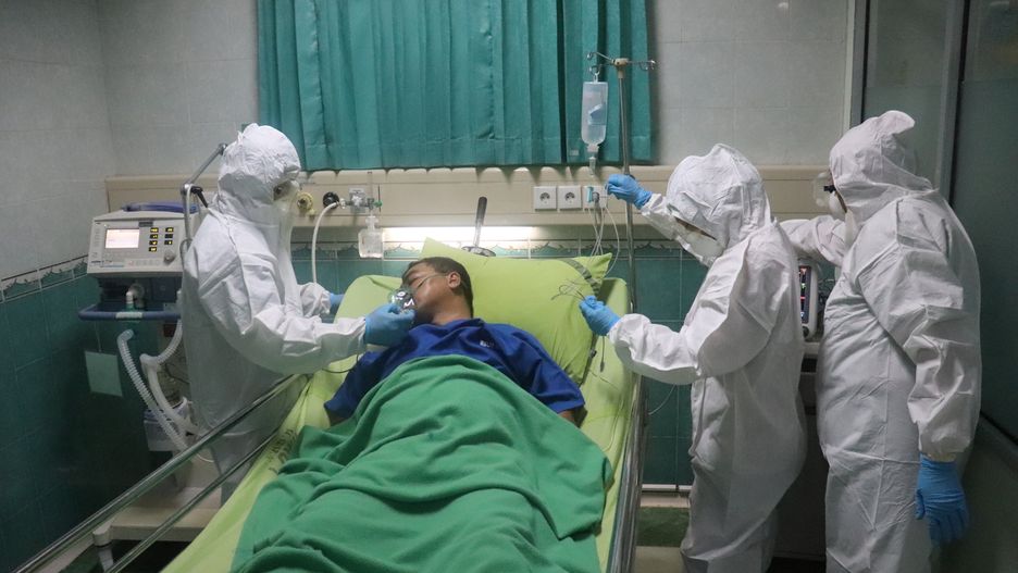 Koronawirus. Lekarz odtworzył to, co mogą zobaczyć pacjenci zakażeni COVID-19, zanim umrą / foto ilustracyne