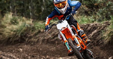 KTM 50 SX Factory Edition to nowy crossowy motocykl dla najmłodszych