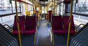 Tragedia w Warszawie. Kobieta zmarła po upadku w miejskim autobusie. Uderzyła się w głowę