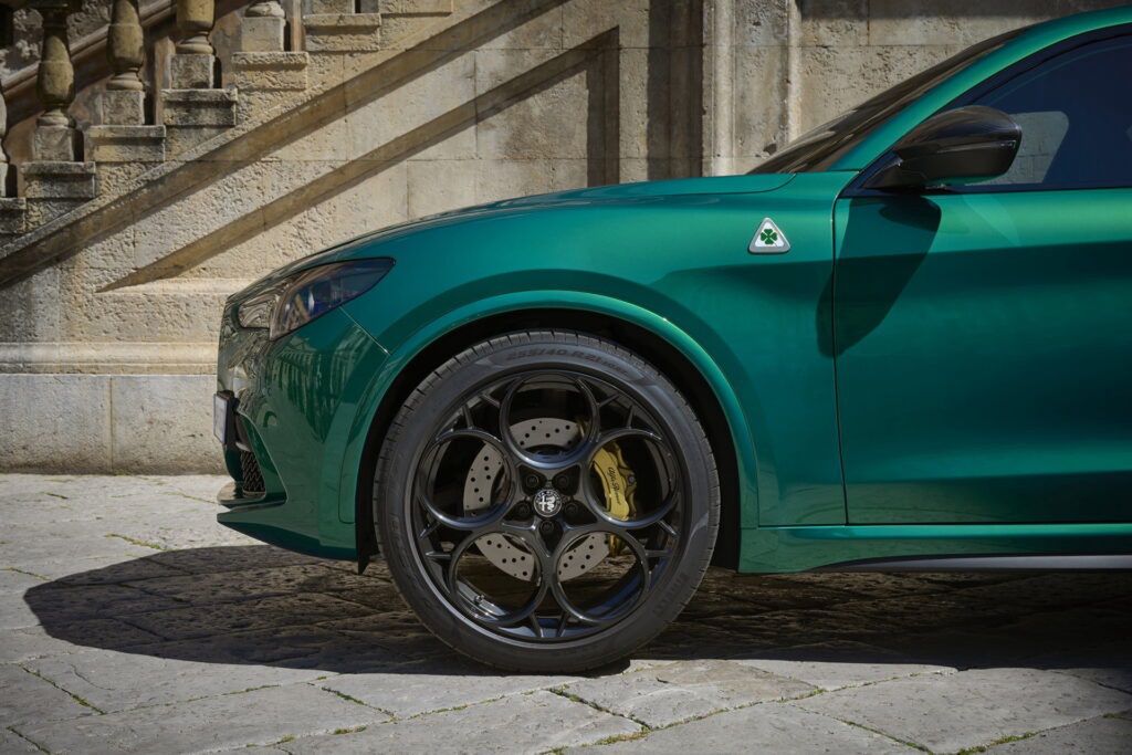 Alfa Romeo Giulia i Stelvio Quadrifoglio