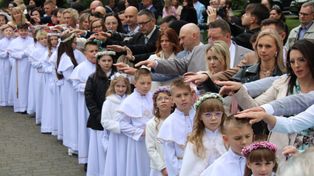 Pierwsza Komunia Święta w parafii pw. św. Antoniego w Zduńskiej Woli