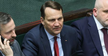 Zakpił z posła PiS. "Pan jeszcze w pieluchy robił"