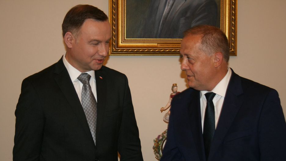 Prezydent Andrzej Duda z wójtem Tuszowa Narodowego Andrzejem Głazem