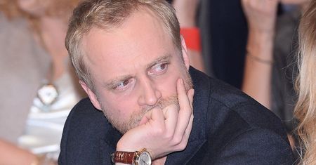 Adamczyk chodzi o kulach! Co się stało?