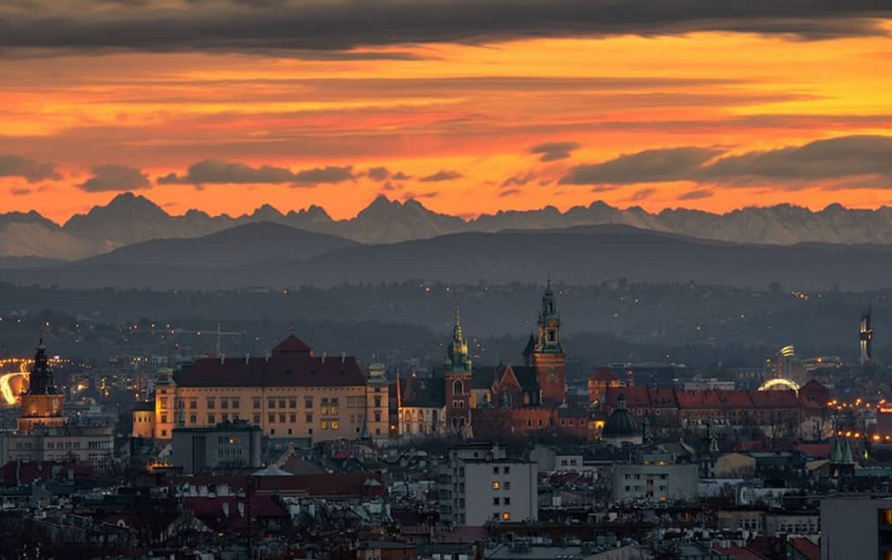 Zdjęcie dnia. Tatry widziane z Krakowa