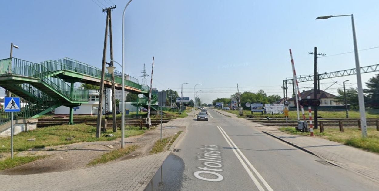 PKP całkowicie zamyka przejazd kolejowy na ul. Otolińskiej!