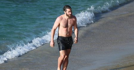 Jake Gyllenhaal z dziewczyną na wakacjach (ZDJĘCIA)