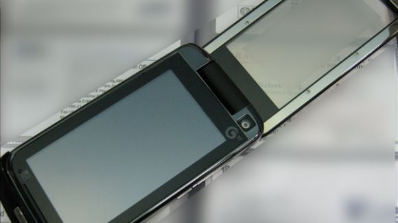 Tajemnicza dotykowa Motorola z klapką to Moto MT820 1