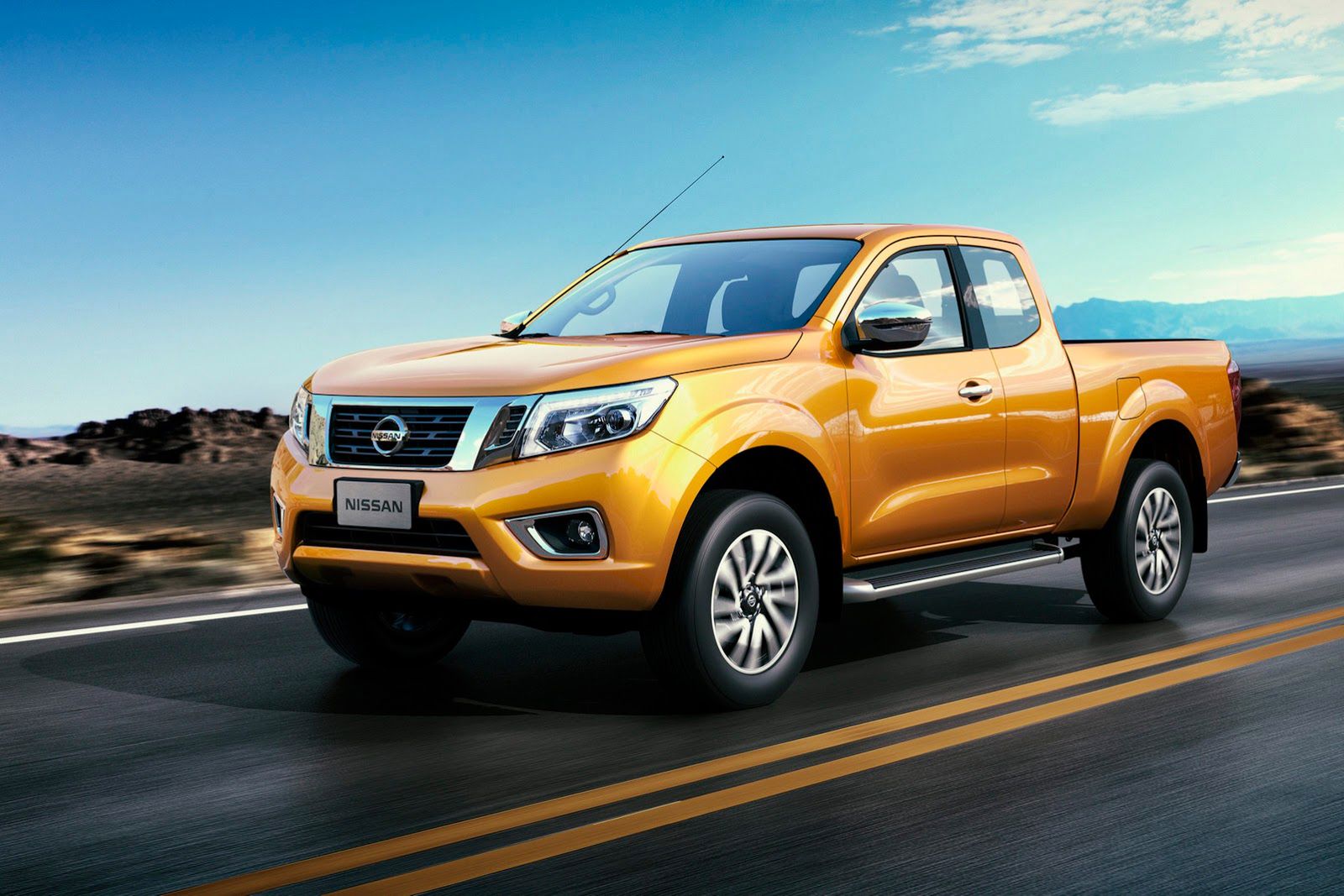 Nowy Nissan Navara - obszerna galeria producenta 15
