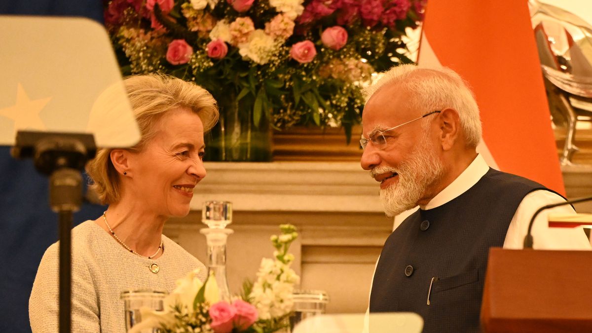 Ursula von der Leyen i Narendra Modi. Zdj. z 2025 r.