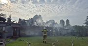 Pożar w Kramsku – budynek gospodarczy spłonął, ale dom ocalał