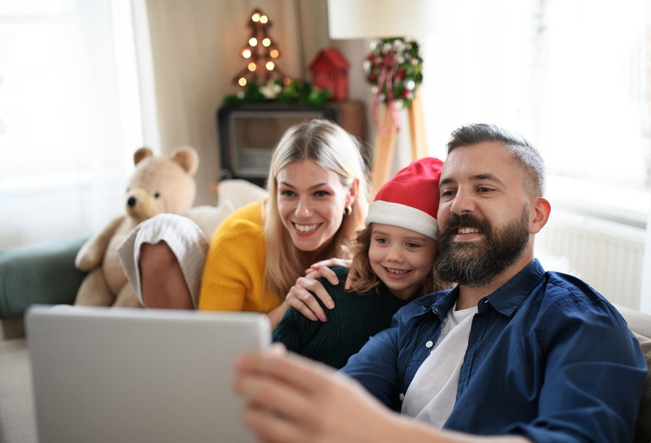 Przewidywania dotyczące zagrożeń online w 2025 roku – wiedz, co w trawie piszczy