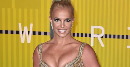 Britney Spears udekorowała dom na święta. Gwiazda korzysta z życia