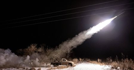 Ukraiński wywiad: Rosjanom brakuje amunicji