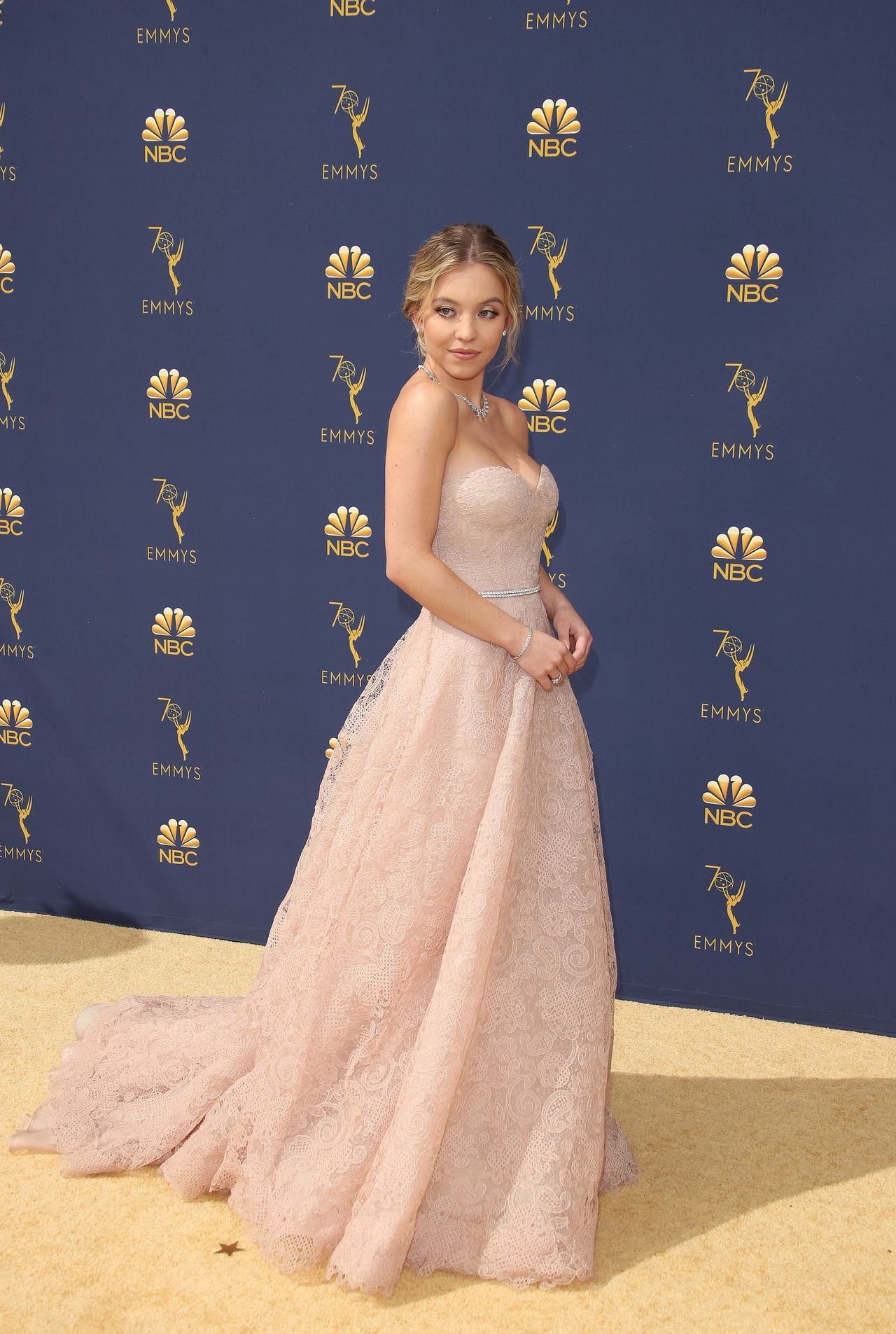 Sydney Sweeney na gali Emmy w 2018 r.