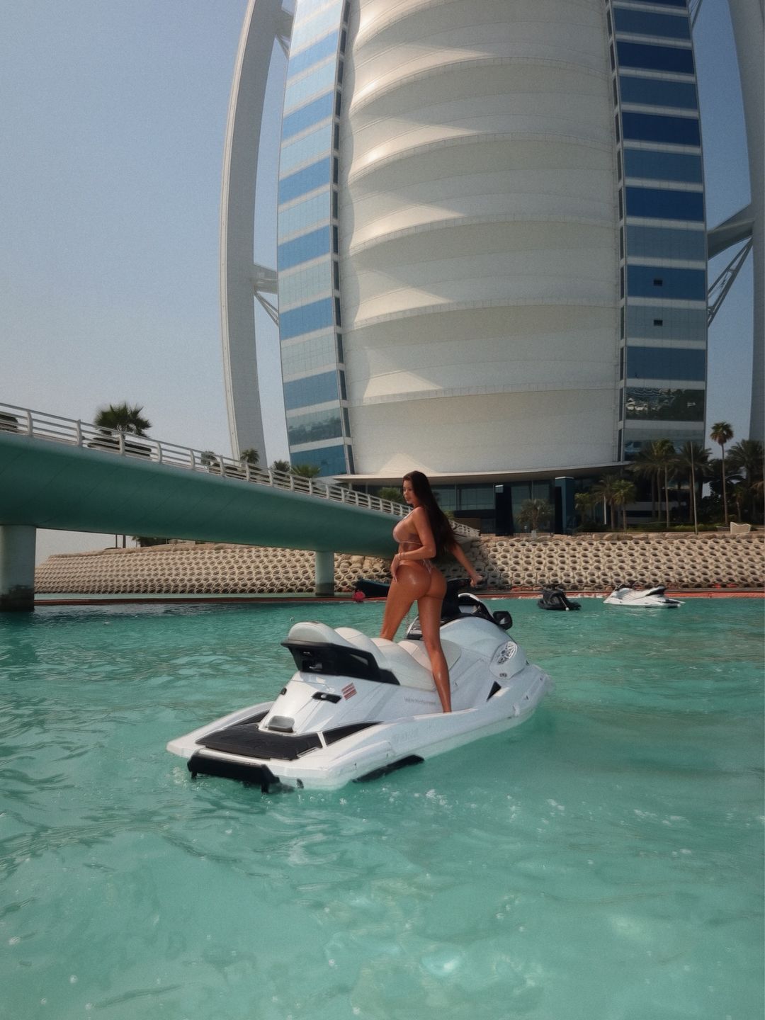 Justyna Gradek na skuterze wodnym w Dubaju
