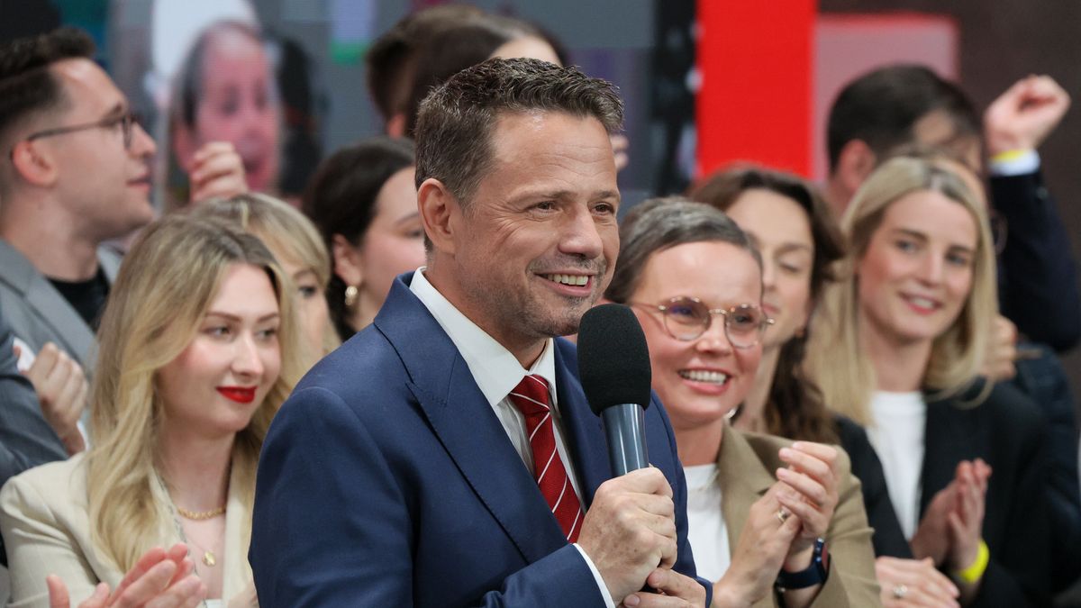 Pawe� Supernak
II, II tura, Koalicja Obywatelska, polityk, prezydenckie, prezydenta rp, sztab, wiecz�r wyborczy, wybory, wynik