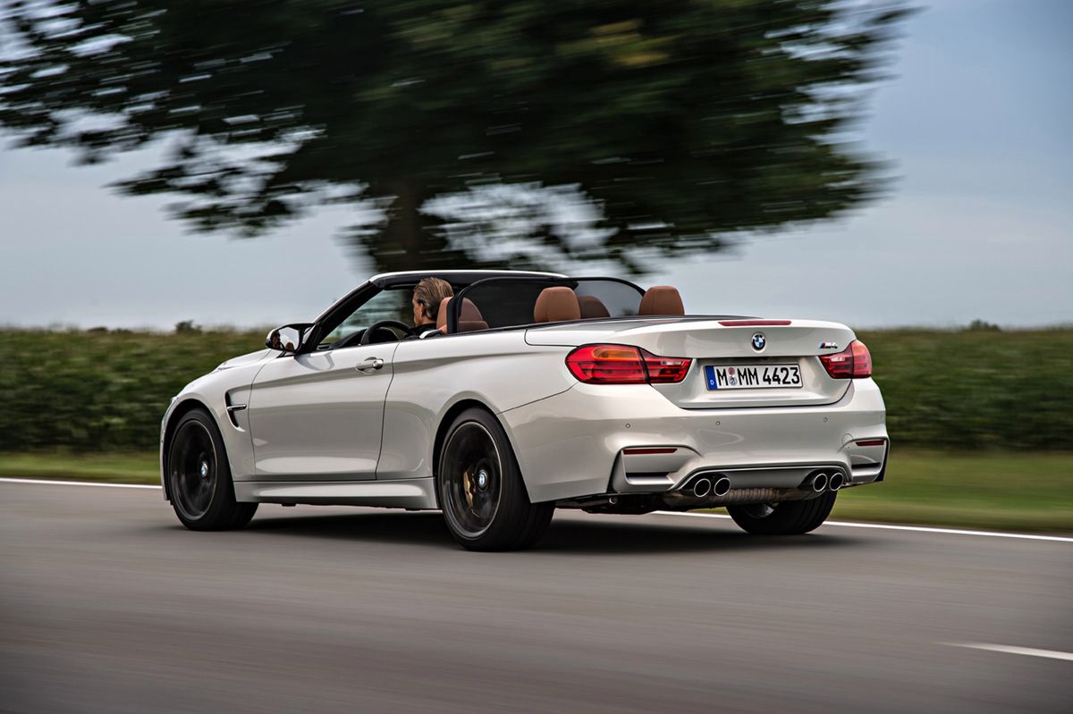 Ogromna galeria zdjęć z kabrioletem BMW M4 30