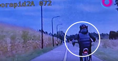 Pościg w Rybniku. 14- i 16-latek uciekali na elektrycznych motocyklach