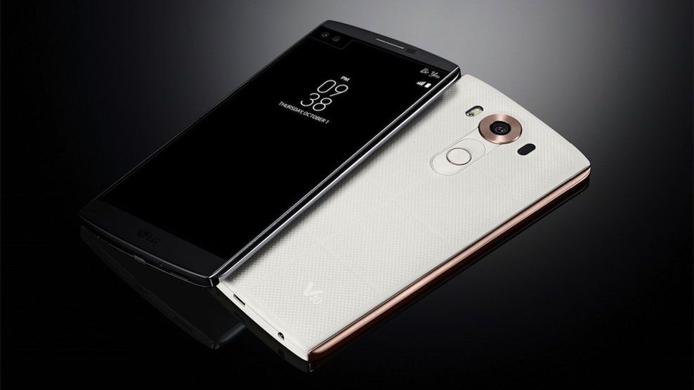 LG V10 już w Polsce. Poznaj smartfona z dwoma ekranami i trzema aparatami 1
