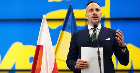 Poseł Kowalski grzmi ws. Ukraińców. I nie ma pojęcia, o czym mówi [OPINIA]