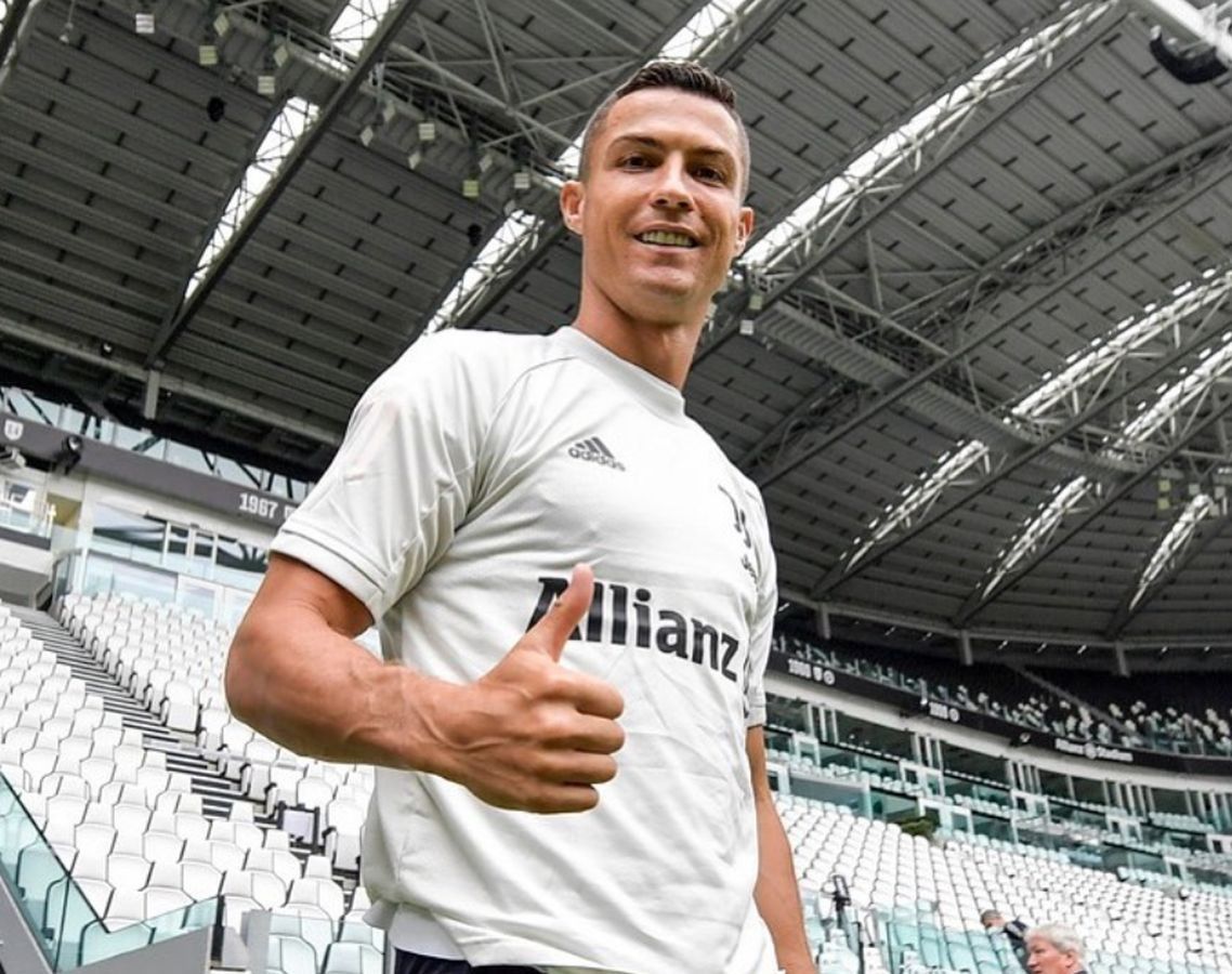 Cristiano Ronaldo zarabia fortunę na Instagramie. Jeden wpis ustawiłby cię na całe życie
