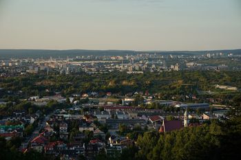 Spektakl "Prestiż" w Kieleckim Centrum Kultury. W obsadzie znani aktorzy