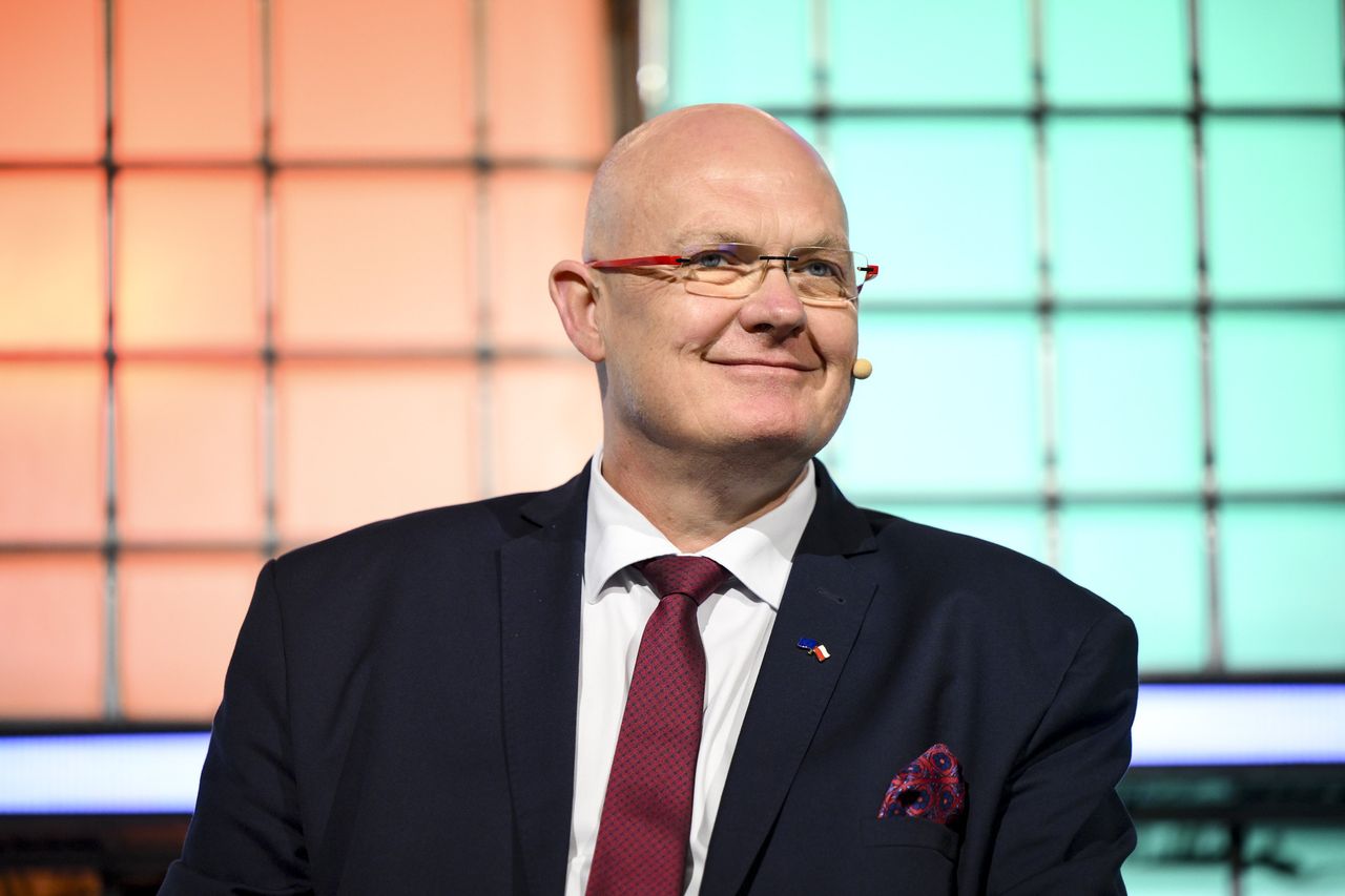 "Brawo". Wiceminister gratuluje swojemu szefowi. W sieci zawrzało