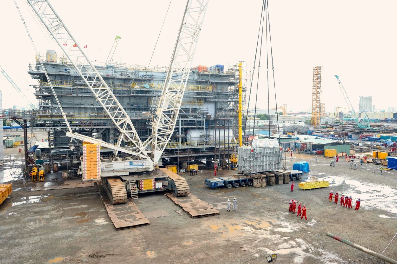 Pierwszy transformator dla morskiej stacji Baltica 2 zamontowany