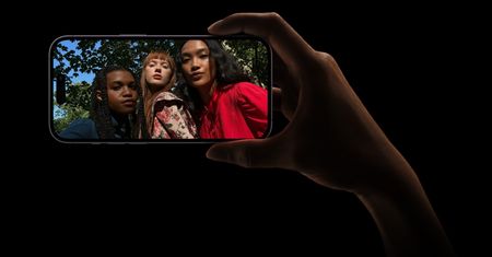 iPhone 14 Pro Max ma najlepszy i chyba najśmieszniejszy ekran na rynku